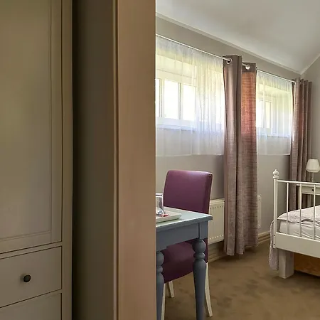 Straszny Dwor ホリデーパーク Chodzież